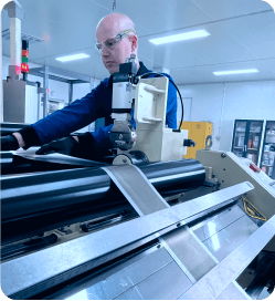 Solidion material production equipment